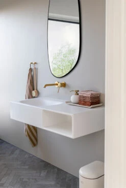 Mette Ditmer Figura Spiegel Large -Woonwinkel 578727 01 40 EnvironmentImage 7439c69067