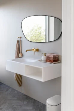 Mette Ditmer Figura Spiegel Large -Woonwinkel 578727 01 41 EnvironmentImage ef1bcda77a